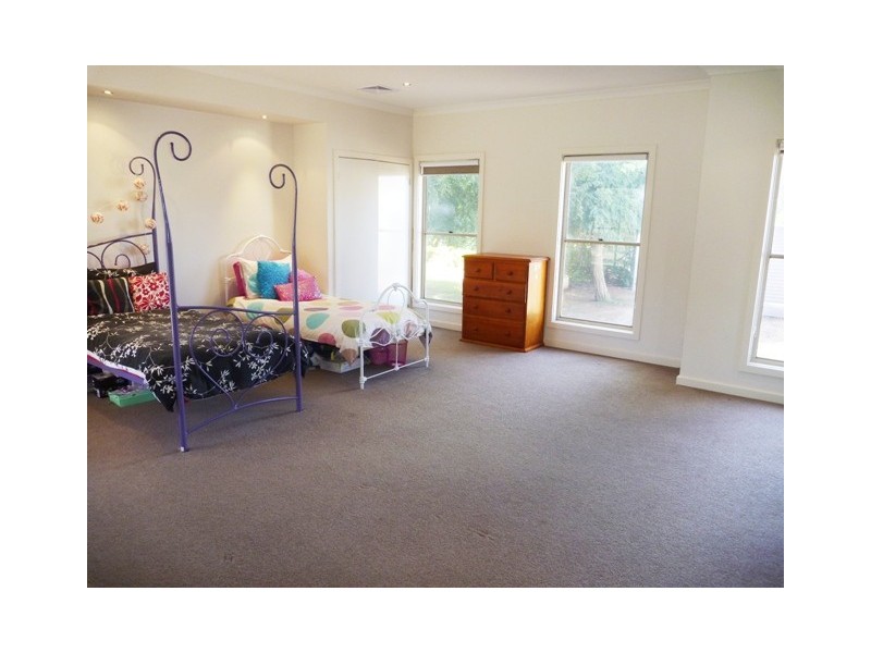 20 Murray Bank Drive, Echuca VIC 3564