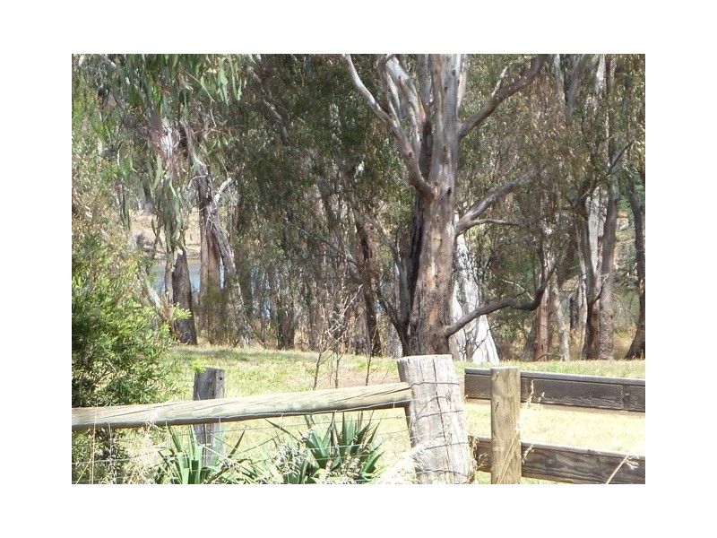20 Murray Bank Drive, Echuca VIC 3564