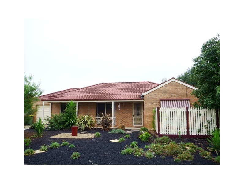 16 Genevieve Avenue, Echuca VIC 3564