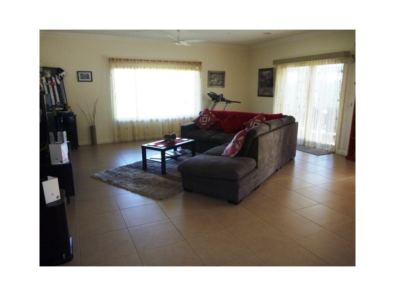 77 Sutton Street, Echuca VIC 3564