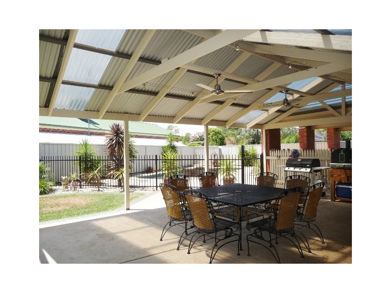 19 Winnima Avenue, Moama NSW 2731