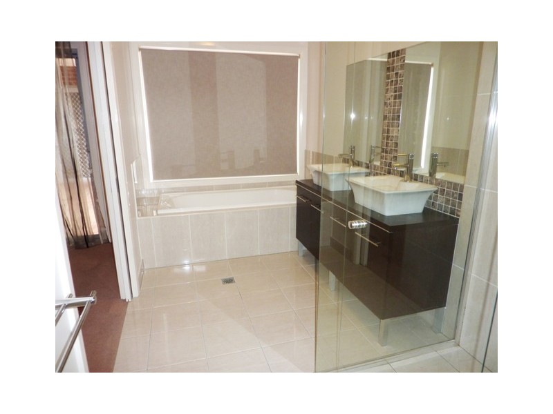 2/16 Echuca Street, Echuca VIC 3564