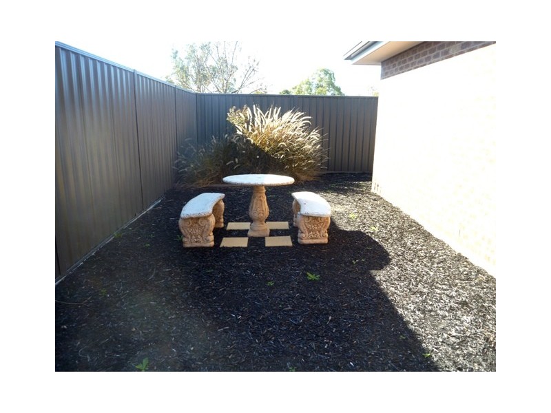 2/16 Echuca Street, Echuca VIC 3564