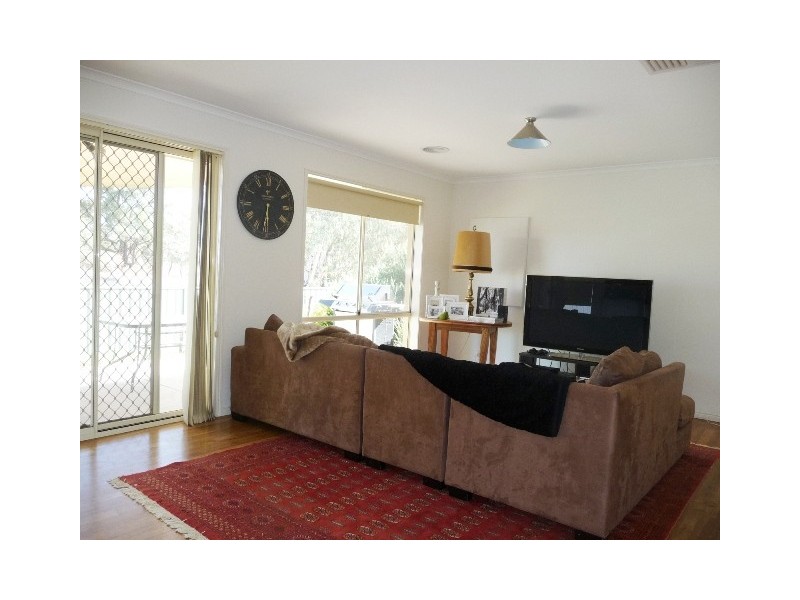 35 Woodlands Circuit, Echuca VIC 3564