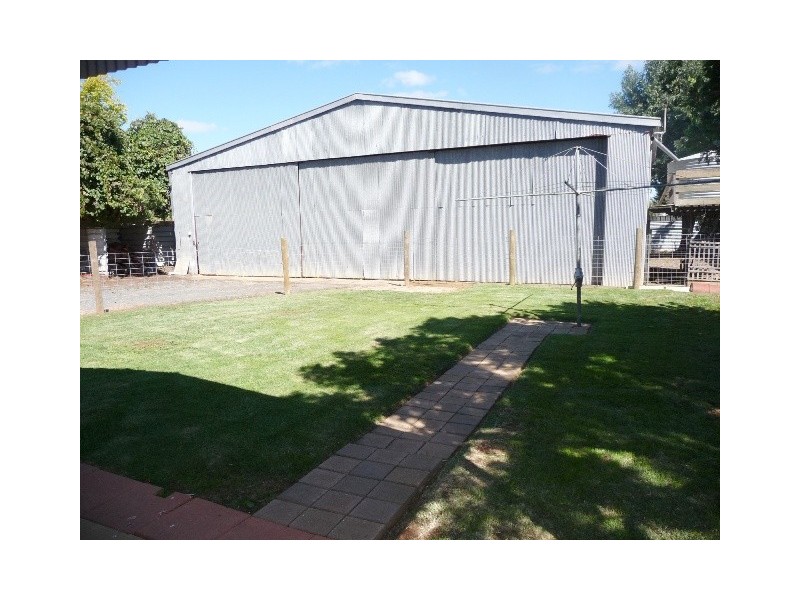 16 Market Street, Lockington VIC 3563
