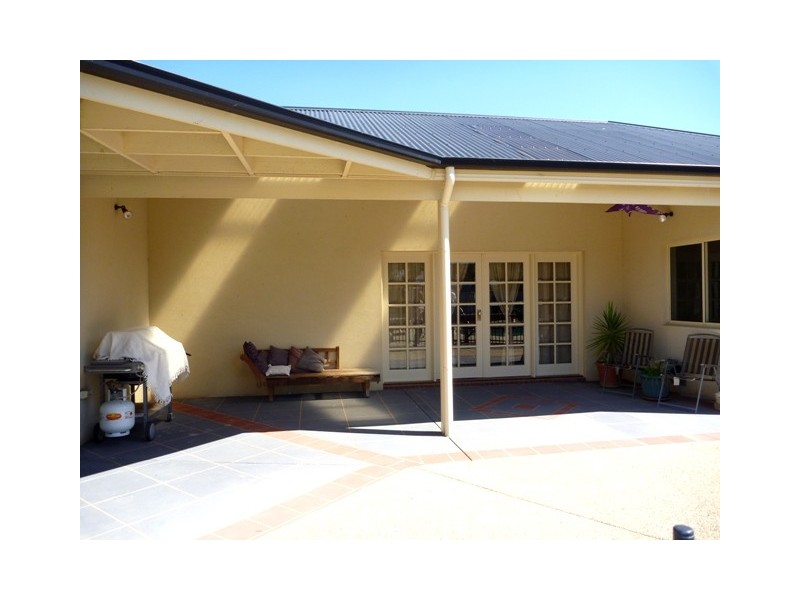 24 Hollara Drive, Moama NSW 2731