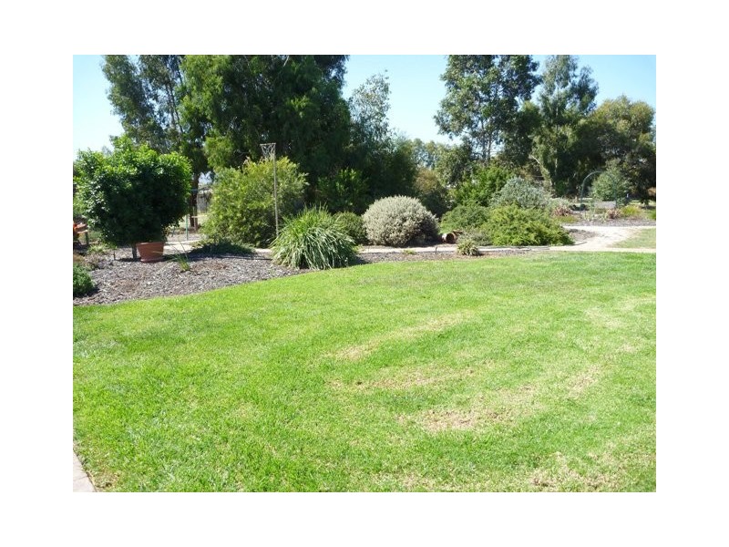 24 Hollara Drive, Moama NSW 2731