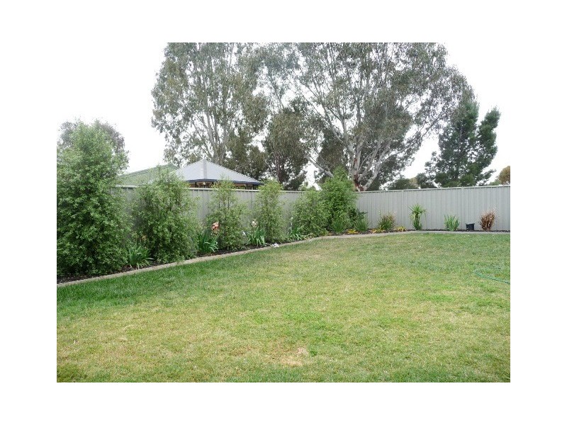 9 Caroline Court, Echuca VIC 3564