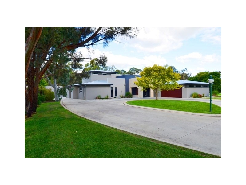 200 Wharparilla Drive, Echuca VIC 3564