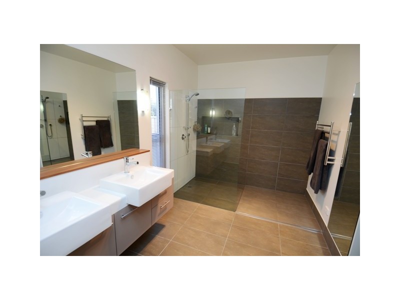 200 Wharparilla Drive, Echuca VIC 3564