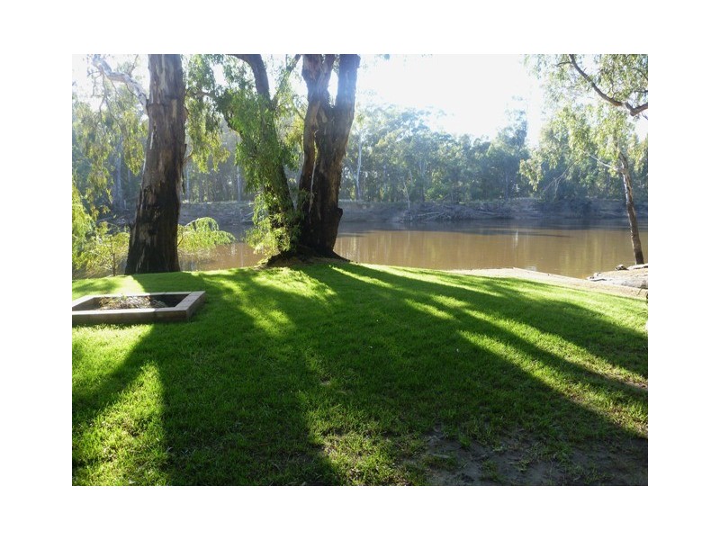200 Wharparilla Drive, Echuca VIC 3564