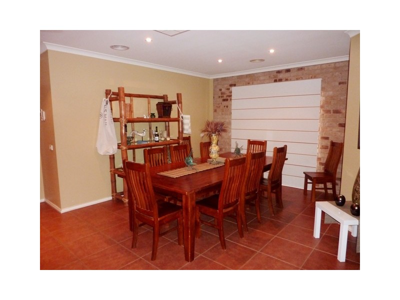 10 Kingfisher Drive West, Moama NSW 2731