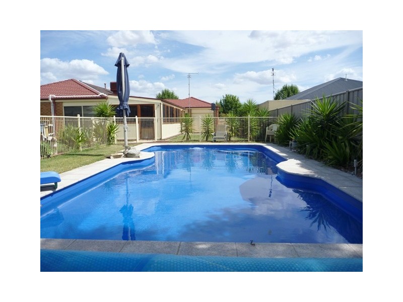 10 Wearne Road, Echuca VIC 3564
