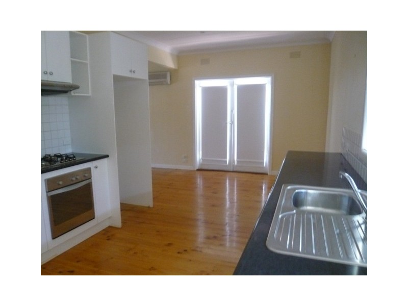 8 Pine Street, Echuca VIC 3564