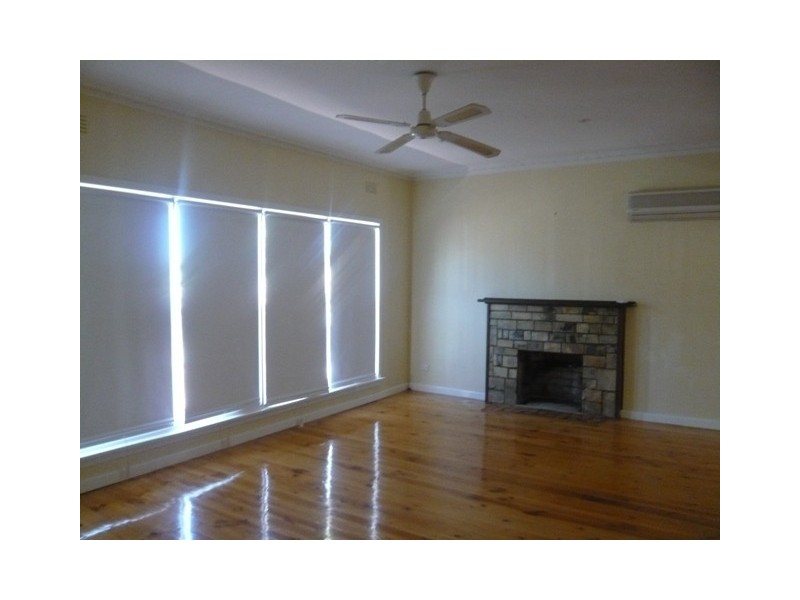 8 Pine Street, Echuca VIC 3564