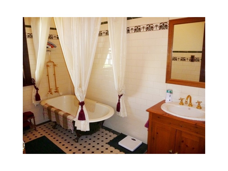 25 Murray Bank Drive, Echuca VIC 3564