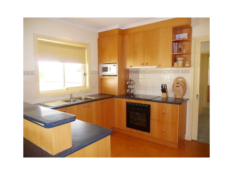 686 Simmie Road, Echuca VIC 3564