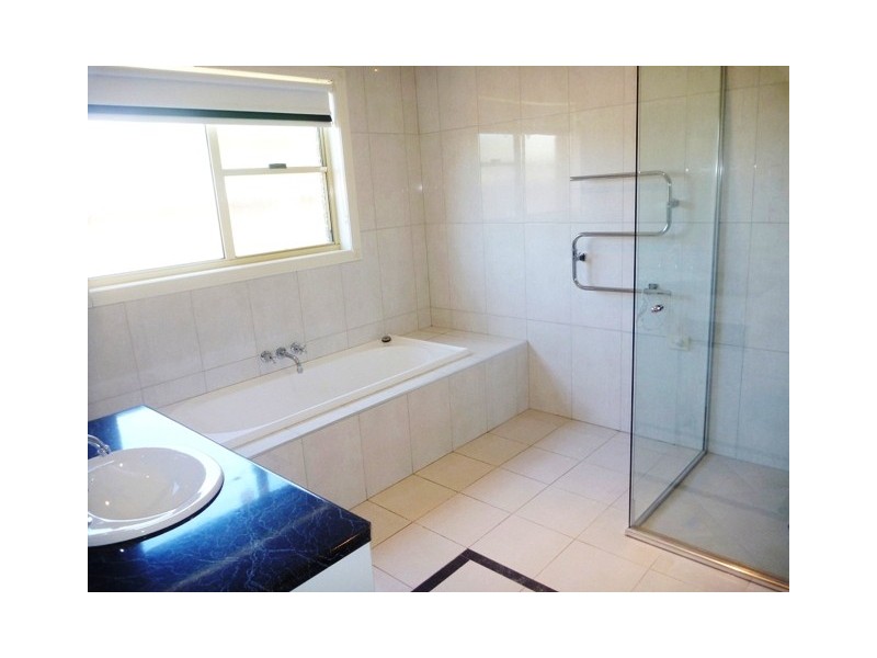 3 / 76 Mitchell Street, Echuca VIC 3564