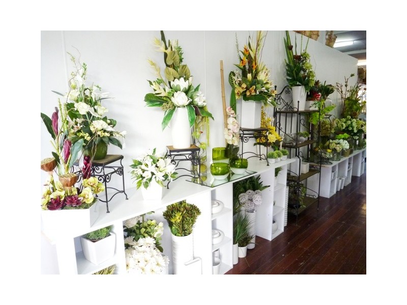 Lynns Florist 203 Darling Street, Echuca VIC 3564