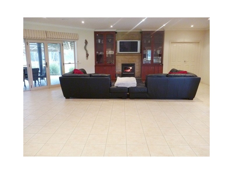 121 Latham Road, Echuca VIC 3564