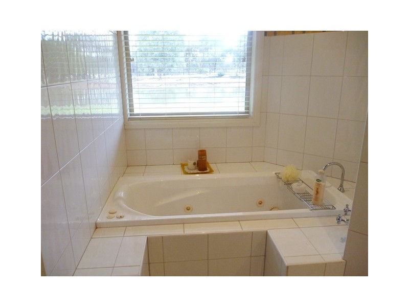 121 Latham Road, Echuca VIC 3564