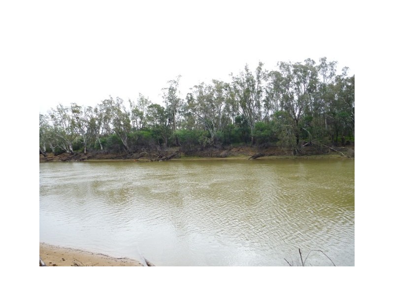 121 Latham Road, Echuca VIC 3564