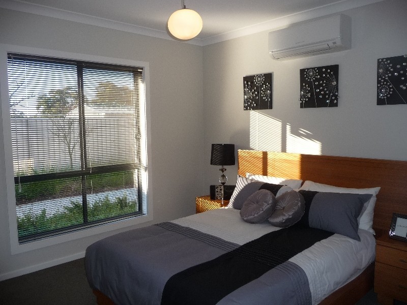 4 Whitby Close, Echuca VIC 3564