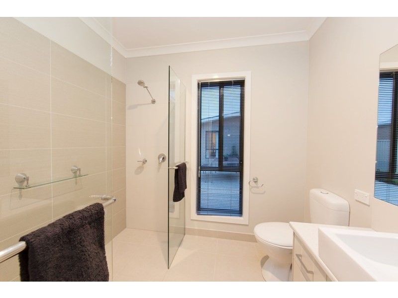 4 Whitby Close, Echuca VIC 3564