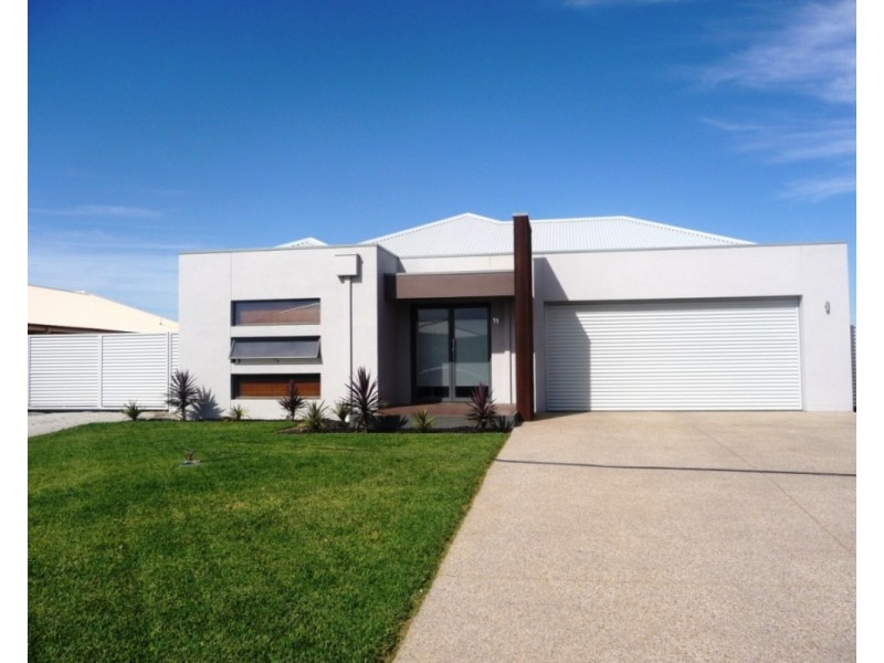 11 Kildare Avenue, Moama NSW 2731