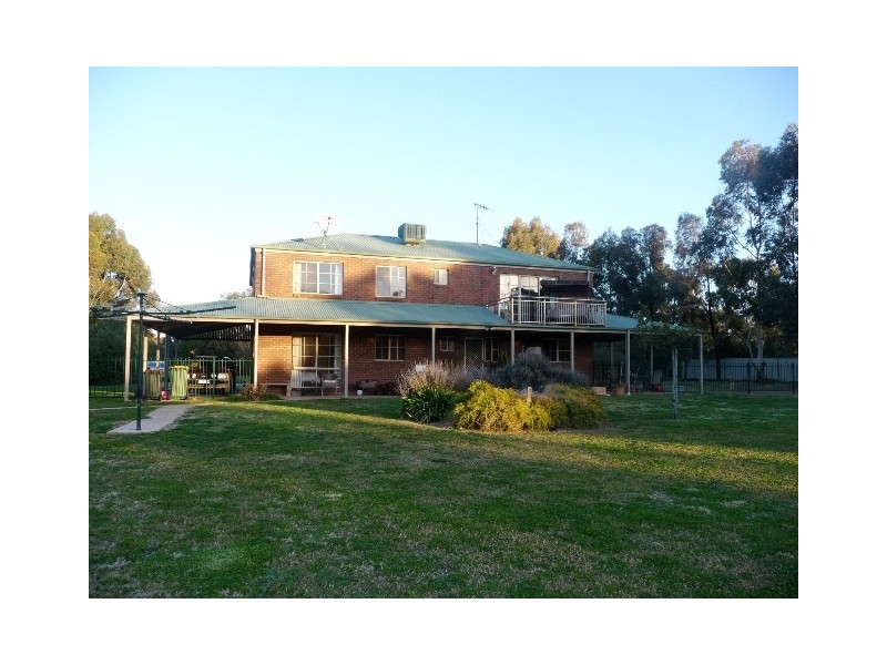 35 Riverview Court, Echuca VIC 3564
