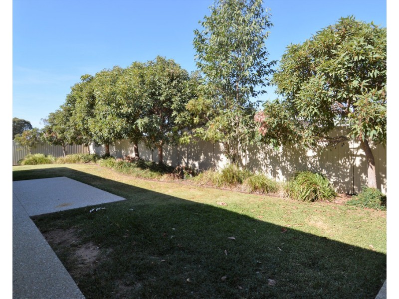 4 Whitby Close, Echuca VIC 3564