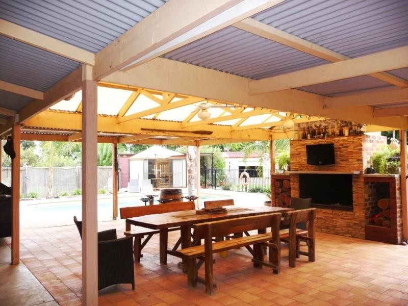 37 WHARPARILLA DRIVE, Echuca VIC 3564