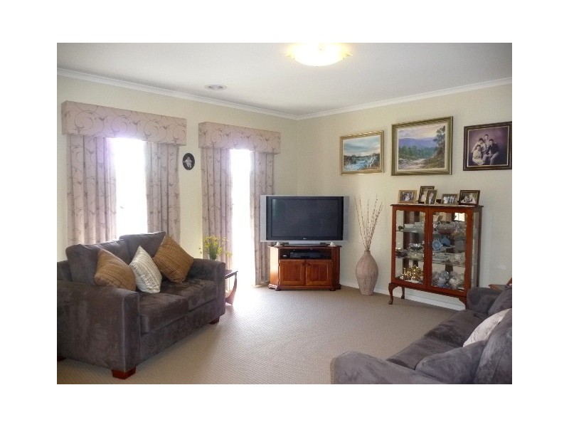 6 Willicent Tce, Echuca VIC 3564