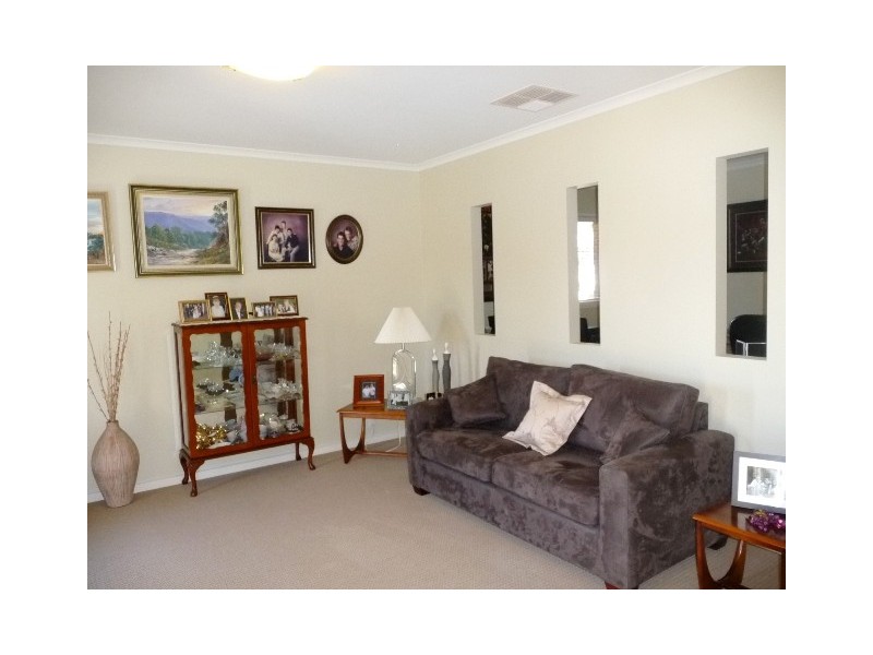6 Willicent Tce, Echuca VIC 3564