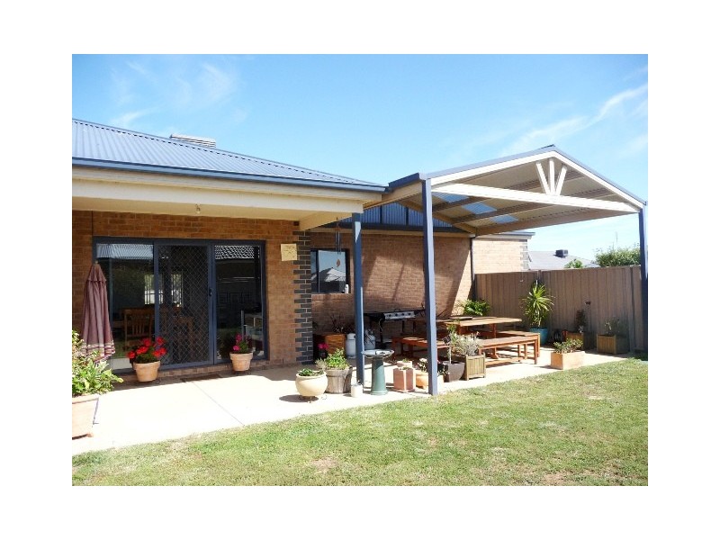 43 Wearne Road, Echuca VIC 3564