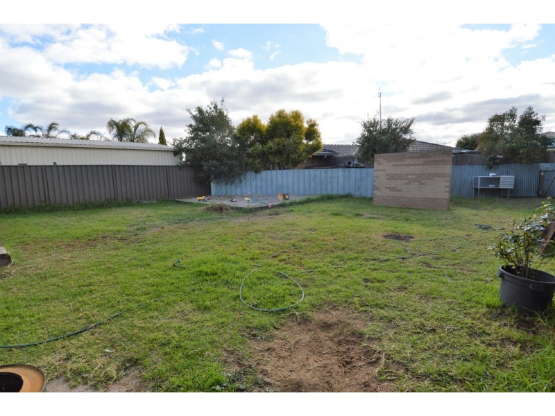 24 Snowden Street, Echuca VIC 3564