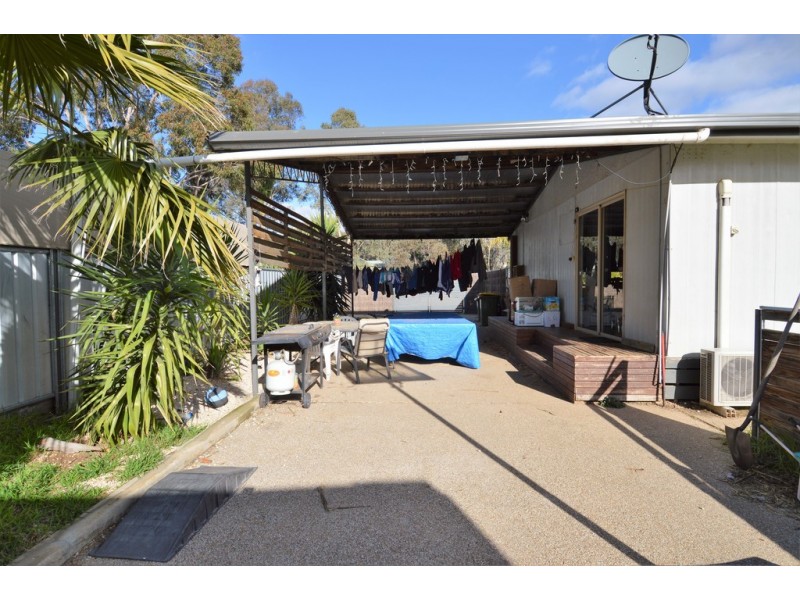 24 Snowden Street, Echuca VIC 3564