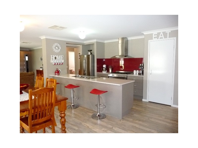 70 Shetland Drive, Moama NSW 2731