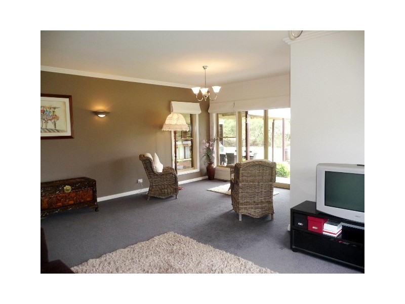 18 Hollara Drive, Moama NSW 2731