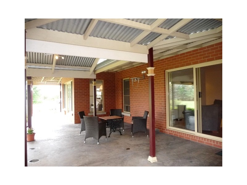 18 Hollara Drive, Moama NSW 2731