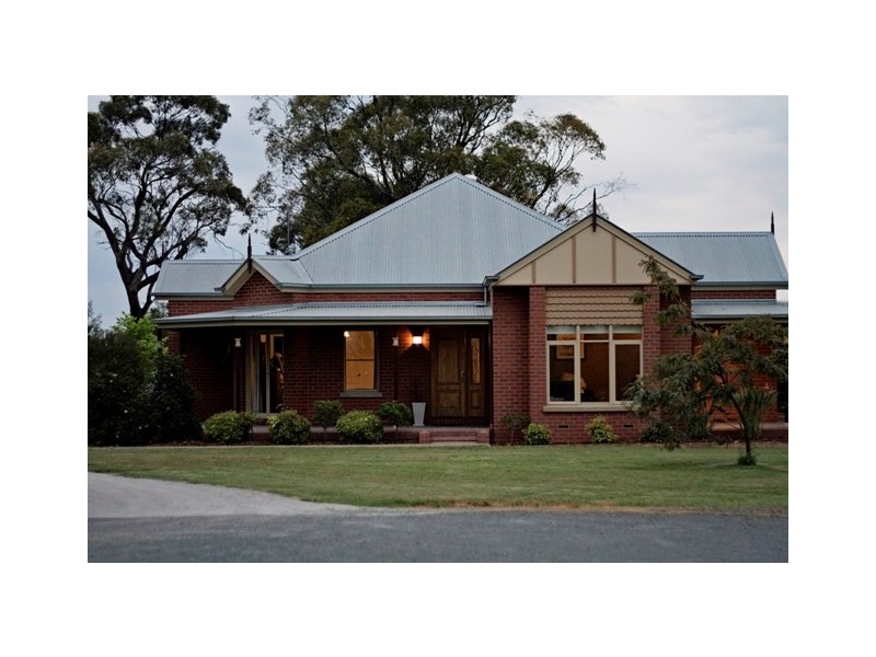 18 Hollara Drive, Moama NSW 2731