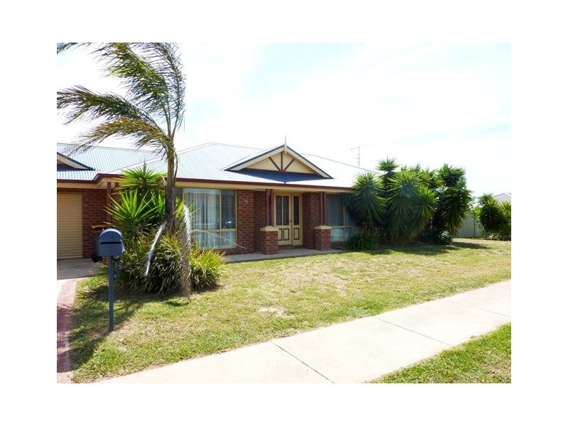 15 Shetland Drive, Moama NSW 2731