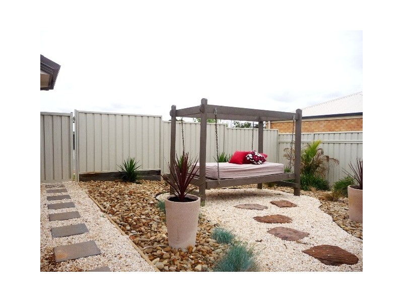 10 Forfar Drive, Moama NSW 2731