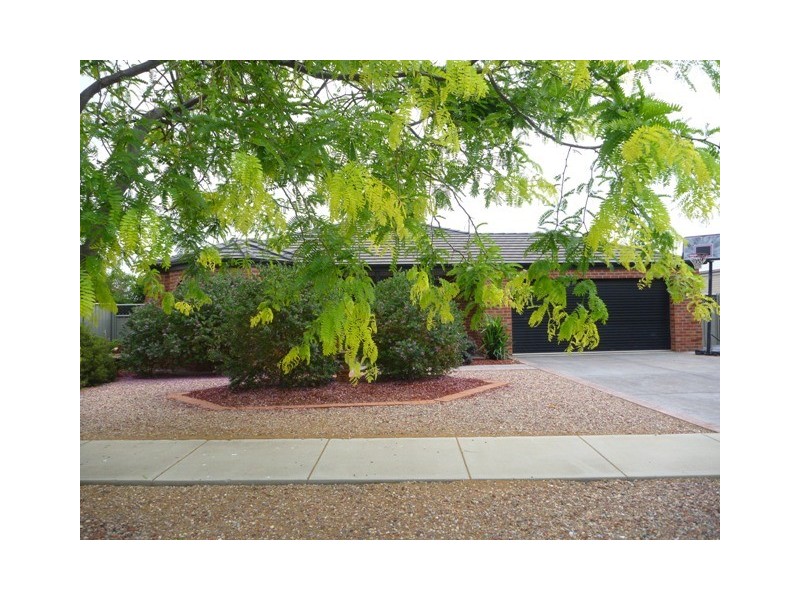 3 Caroline Court, Echuca VIC 3564