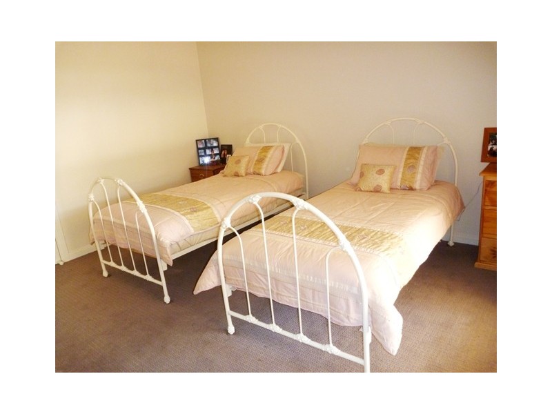 14 Kingfisher Dve East, Moama NSW 2731