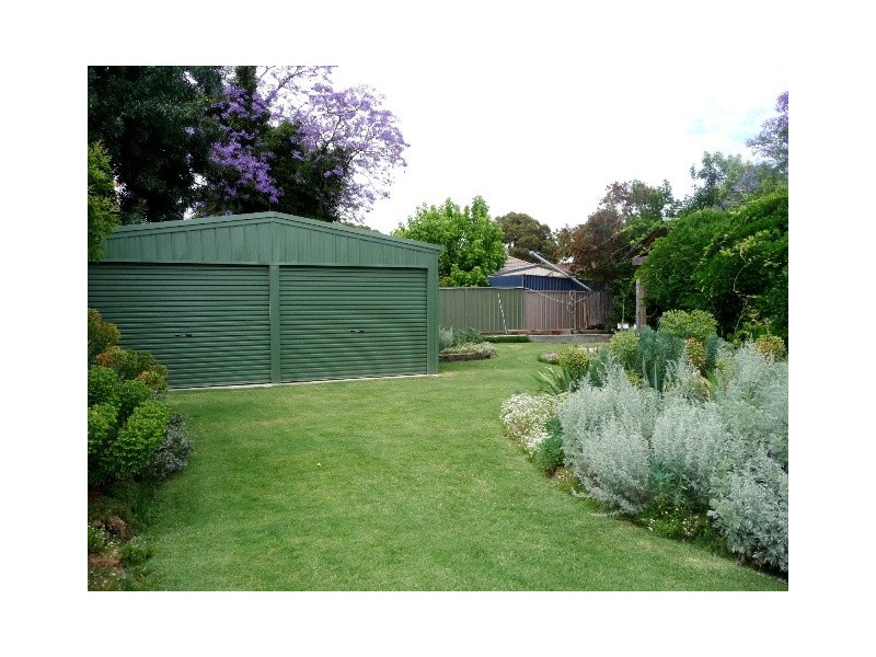 9 Poplar Street, Echuca VIC 3564
