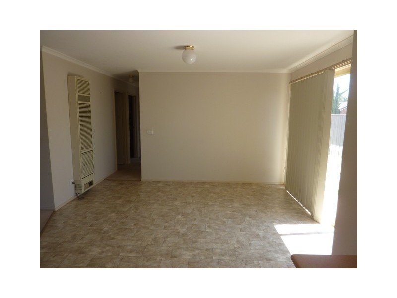 1 / 216 High Street, Echuca VIC 3564