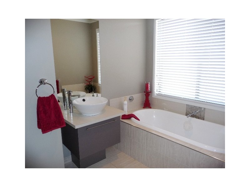 70 Shetland Drive, Moama NSW 2731