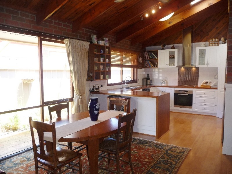 94 Stawell Street, Echuca VIC 3564