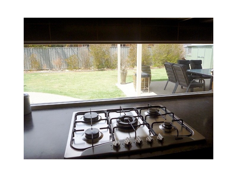 43 Declan Way, Echuca VIC 3564